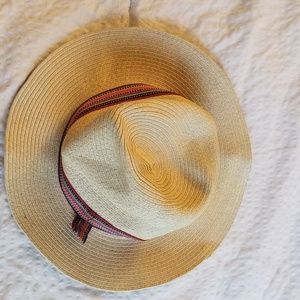 Neutral Sun Hat